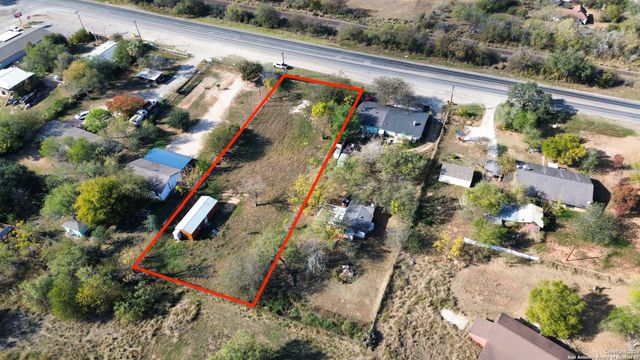 3948 state highway 132, Lytle, TX 78052