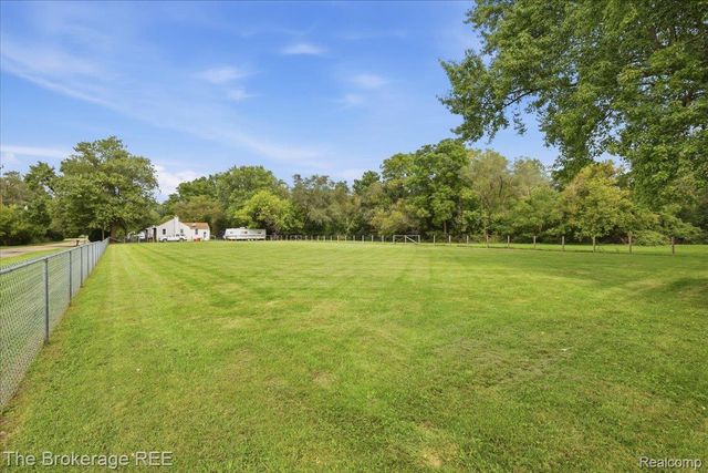3399 Richfield Road, Genesee Charter Township, MI 48506