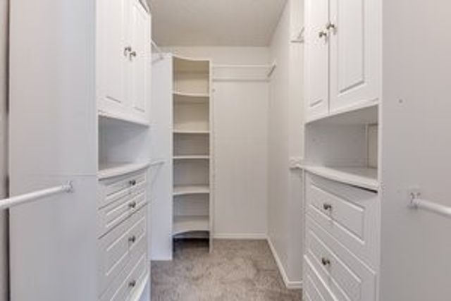 625 Hollyberry Drive, Mansfield, TX 76063