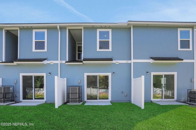 792 SAILOR GROVE Lane, Jacksonville, FL 32221