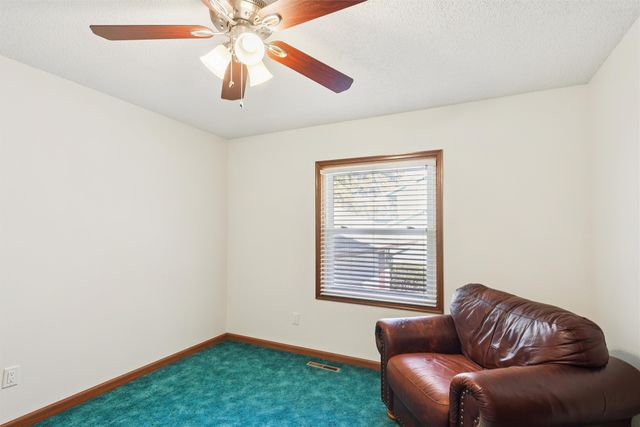 306 NW Bramble Road, Ankeny, IA 50023