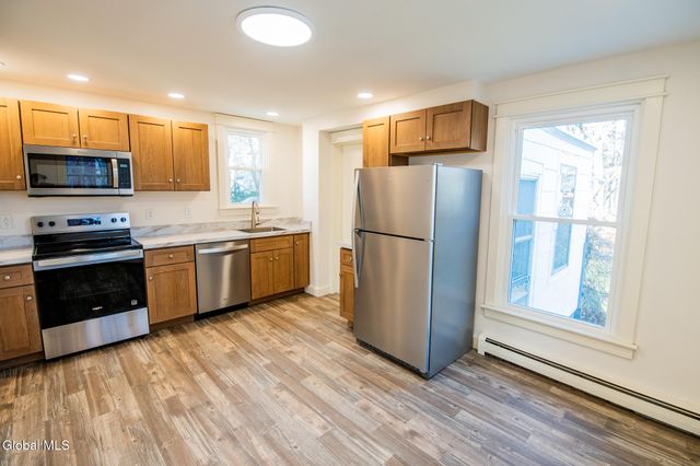 15 Garfield Street, Glens Falls, NY 12801