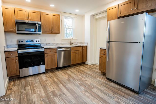 15 Garfield Street, Glens Falls, NY 12801