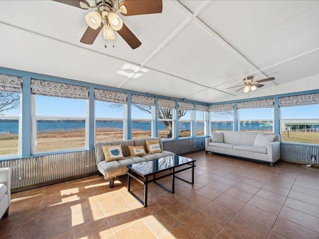 455 Water Edge, Disney, OK 74340