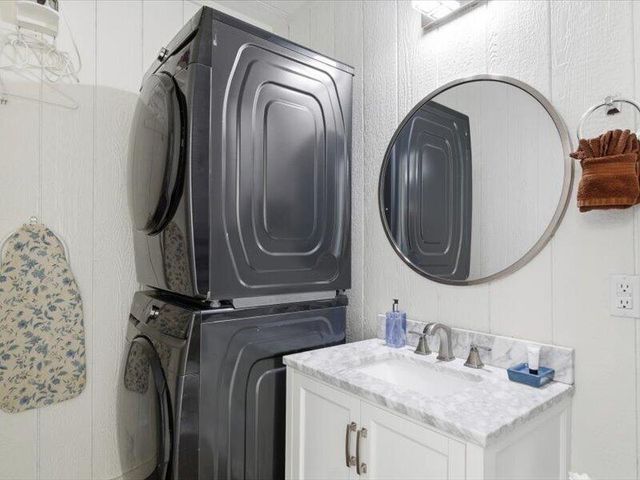 455 Water Edge, Disney, OK 74340