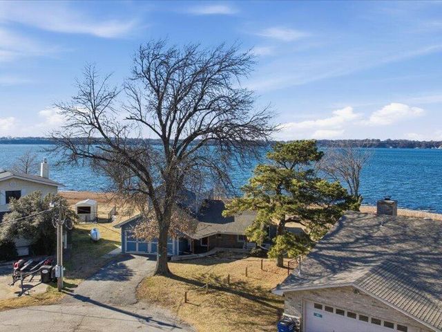 455 Water Edge, Disney, OK 74340