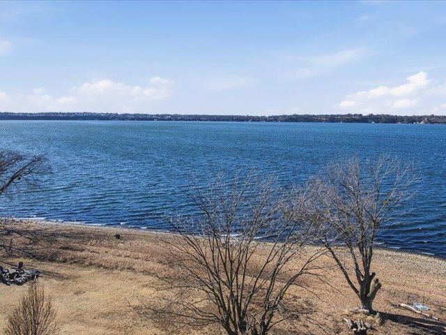 455 Water Edge, Disney, OK 74340