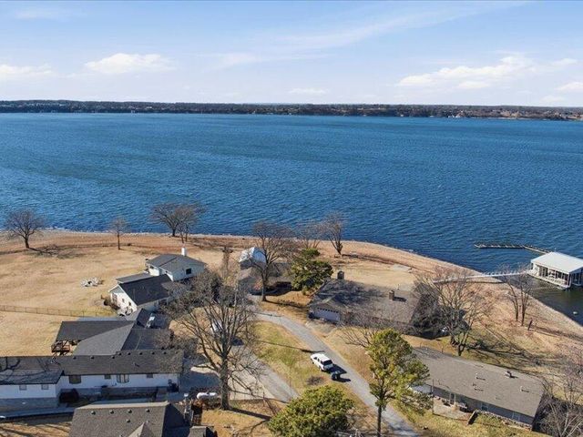 455 Water Edge, Disney, OK 74340