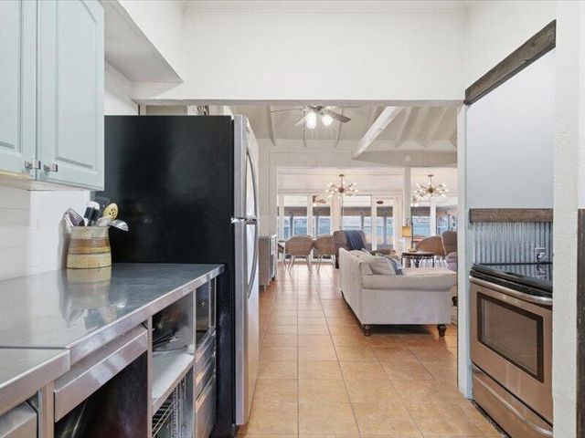 455 Water Edge, Disney, OK 74340