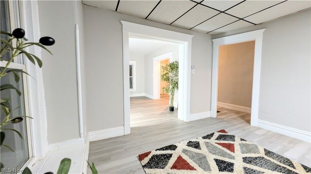 805 Main Street, Conneaut, OH 44030