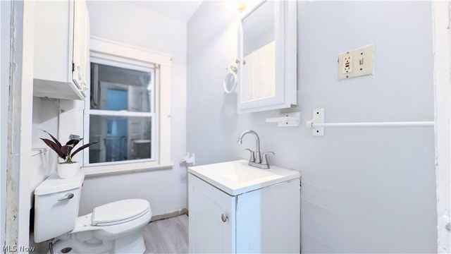 805 Main Street, Conneaut, OH 44030