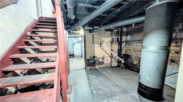 805 Main Street, Conneaut, OH 44030