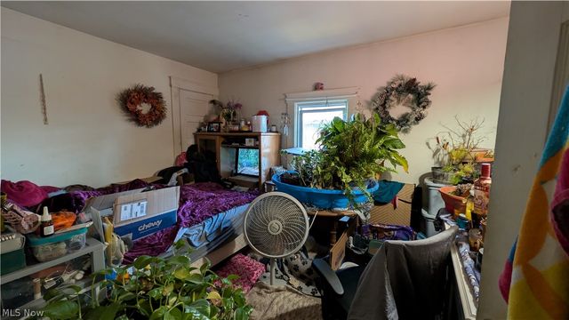 805 Main Street, Conneaut, OH 44030