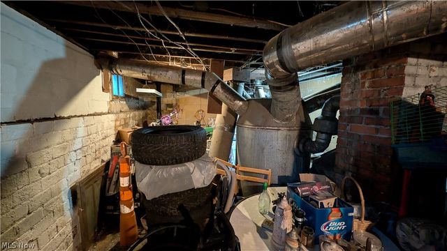 805 Main Street, Conneaut, OH 44030