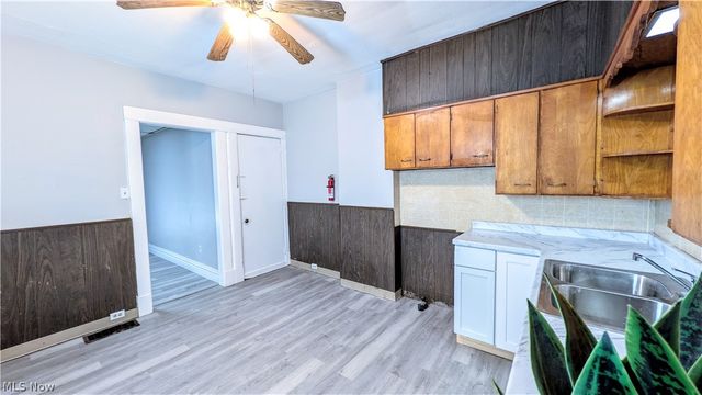 805 Main Street, Conneaut, OH 44030