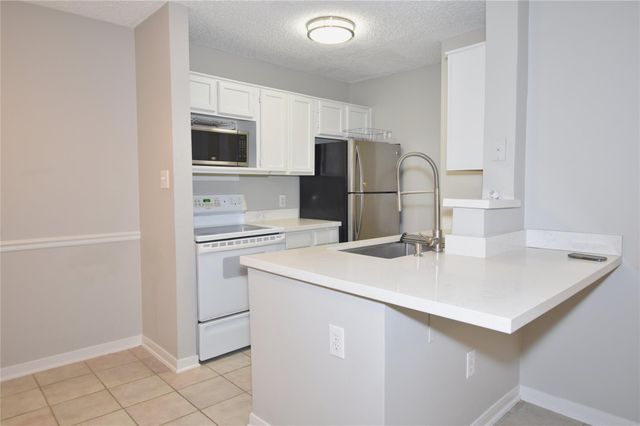 2121 Hepburn Street 722, Houston, TX 77054
