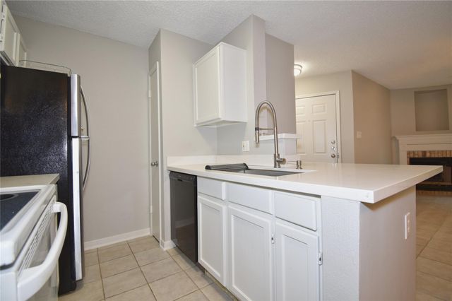 2121 Hepburn Street 722, Houston, TX 77054