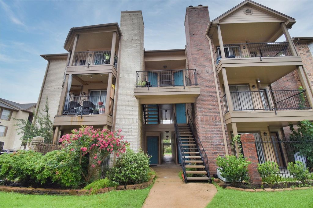 2121 Hepburn Street 722, Houston, TX 77054