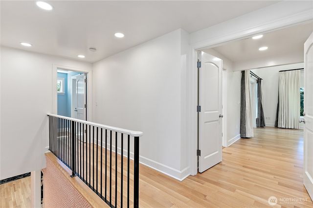 37 Tatoosh Ky, Bellevue, WA 98006