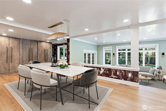 37 Tatoosh Ky, Bellevue, WA 98006