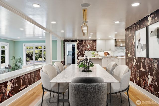 37 Tatoosh Ky, Bellevue, WA 98006