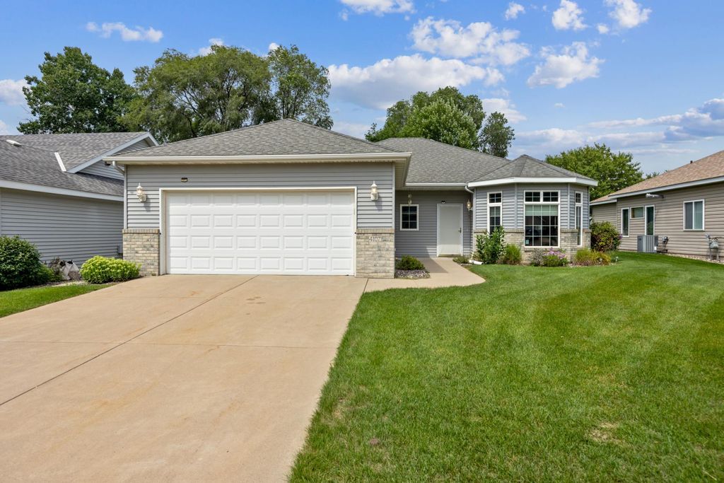 4107 Dublin Drive, Saint Cloud, MN 56301