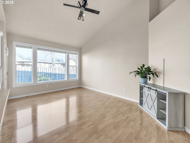 1997 Nw PENNY Ln, Mc Minnville, OR 97128