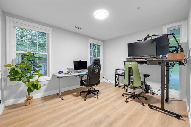 76 Stallion Hill Rd, Sturbridge, MA 01518
