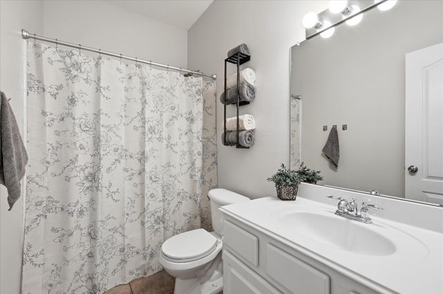 300 Conroe Circle, Lantana, TX 76226