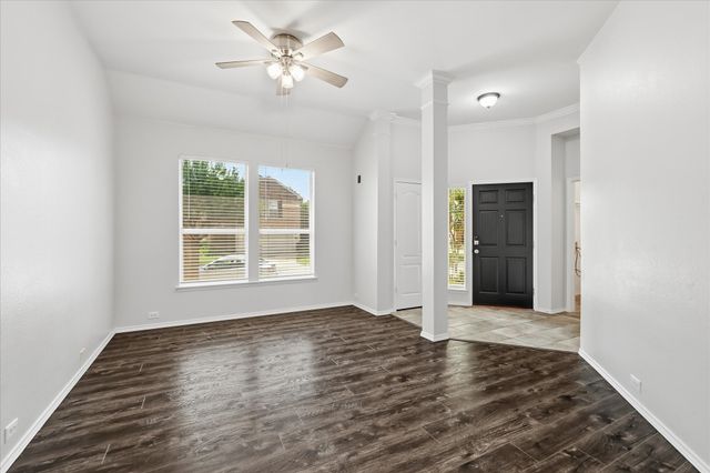 300 Conroe Circle, Lantana, TX 76226