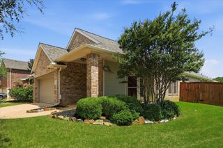 300 Conroe Circle, Lantana, TX 76226