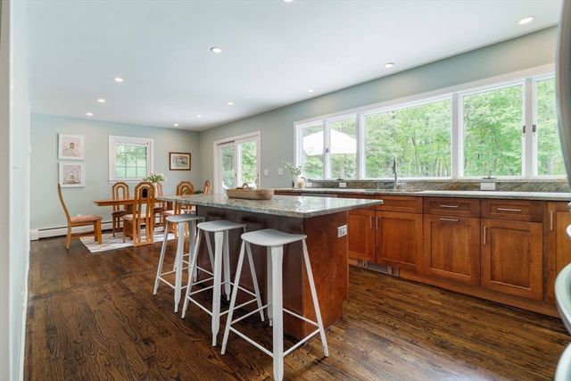 6 Gould Rd, Bedford, MA 01730