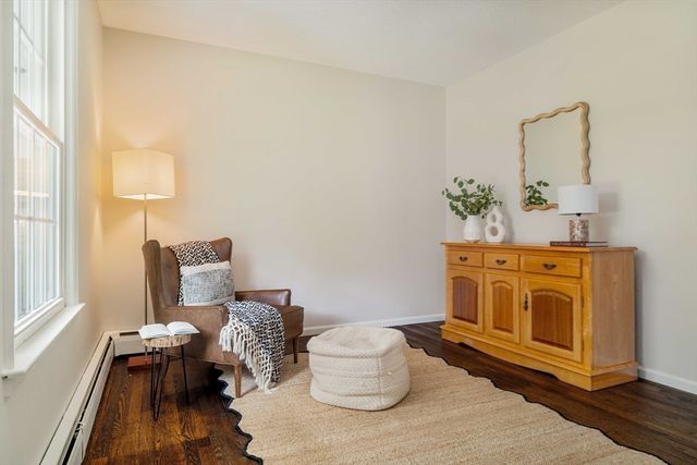 6 Gould Rd, Bedford, MA 01730