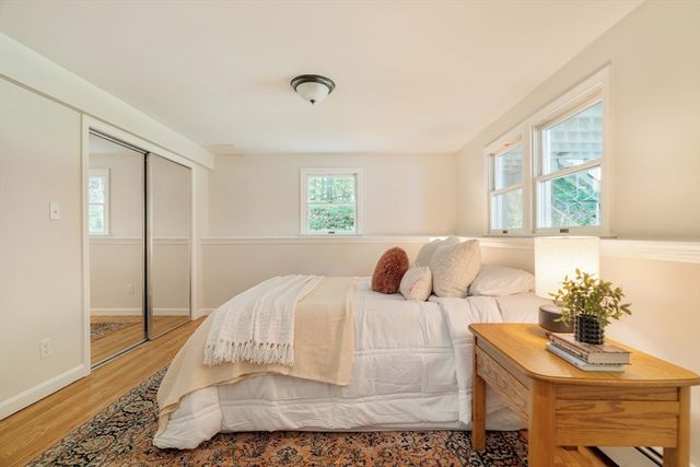 6 Gould Rd, Bedford, MA 01730