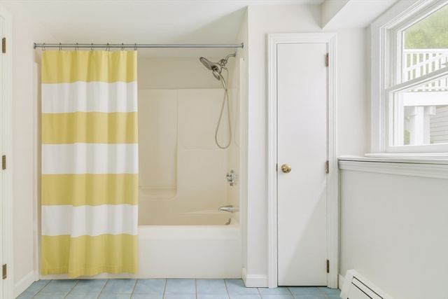 6 Gould Rd, Bedford, MA 01730