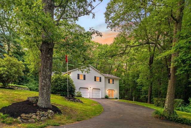 6 Gould Rd, Bedford, MA 01730