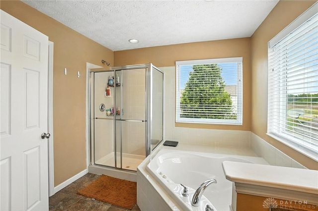 6917 Buell Lane, Dayton, OH 45424