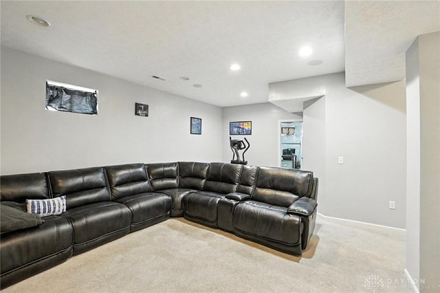 6917 Buell Lane, Dayton, OH 45424