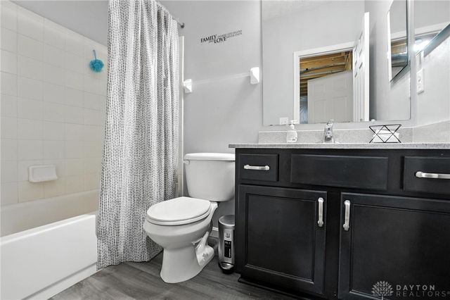 6917 Buell Lane, Dayton, OH 45424