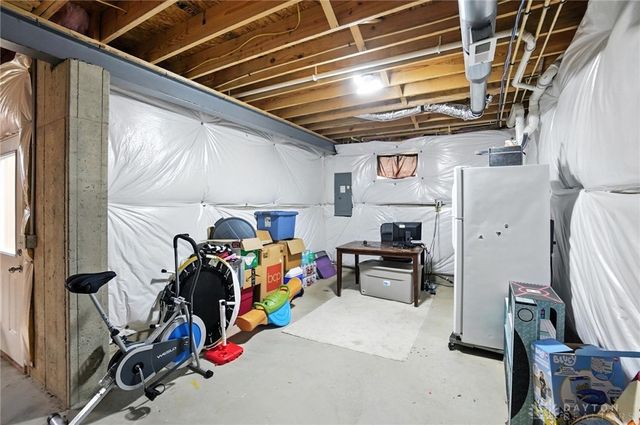 6917 Buell Lane, Dayton, OH 45424