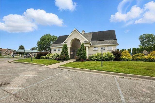 6917 Buell Lane, Dayton, OH 45424