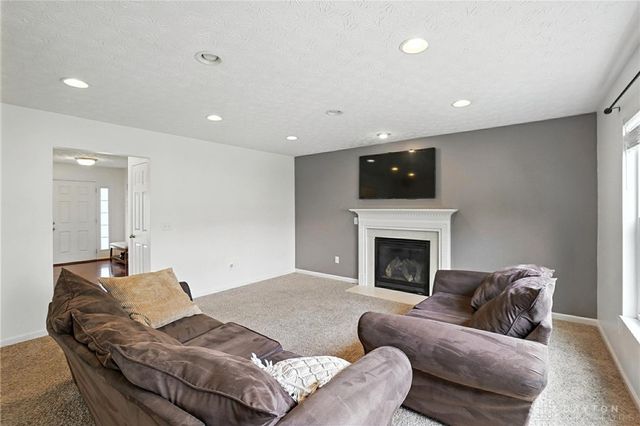 6917 Buell Lane, Dayton, OH 45424