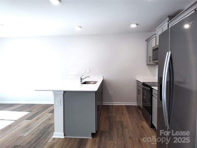 2931 Penninger Circle, Charlotte, NC 28262