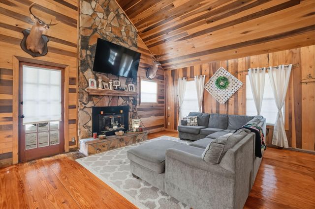 26 Bilbo Ln., Purvis, MS 39475