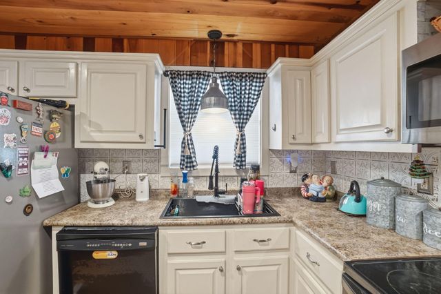 26 Bilbo Ln., Purvis, MS 39475