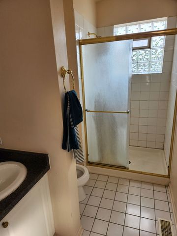 1507 W George Street, Chicago, IL 60657