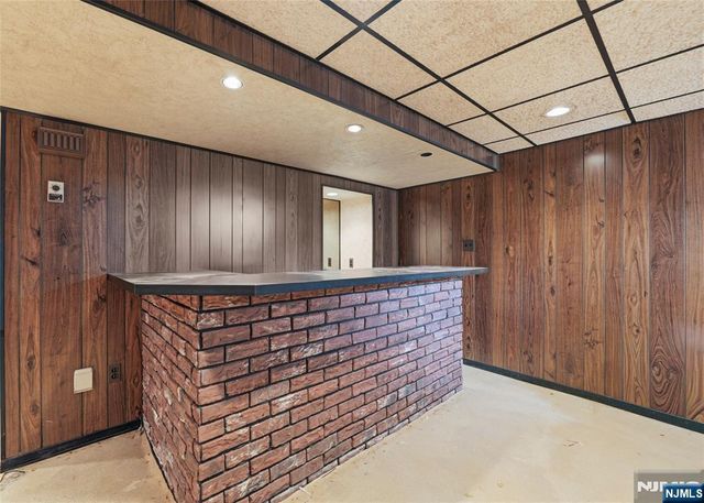 461 Crestwood Avenue, Hackensack, NJ 07601