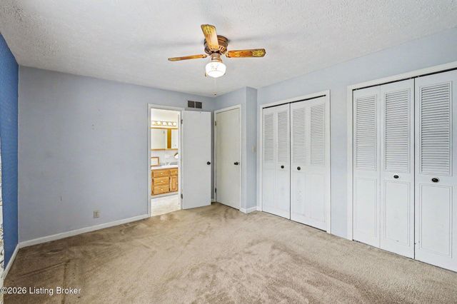 8819 Ash Ave, Pewee Valley, KY 40056