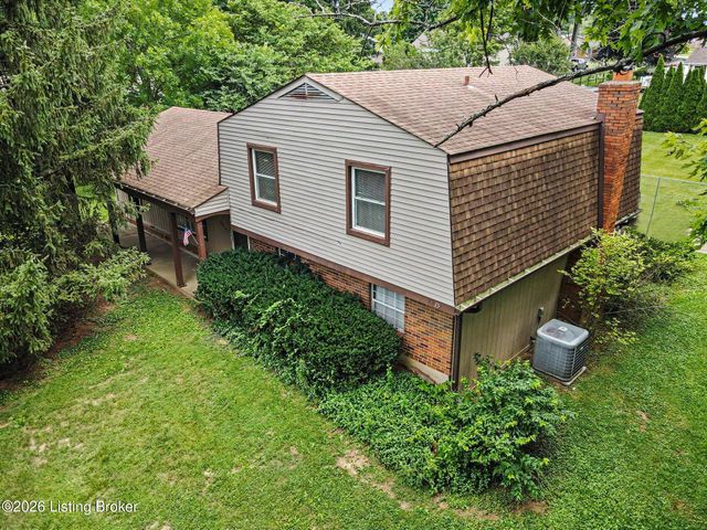 8819 Ash Ave, Pewee Valley, KY 40056