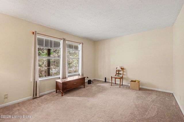 8819 Ash Ave, Pewee Valley, KY 40056